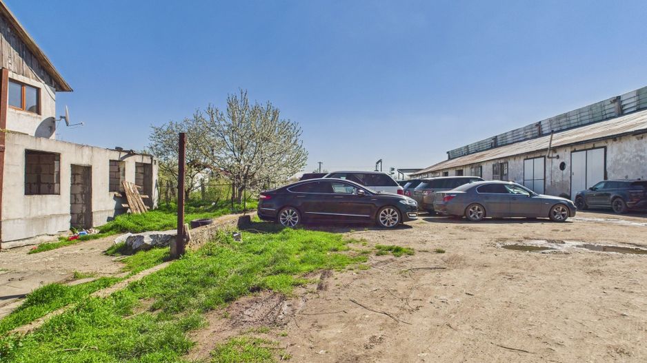 Spațiu industrial, rampă și acces la calea ferată - Poză 14