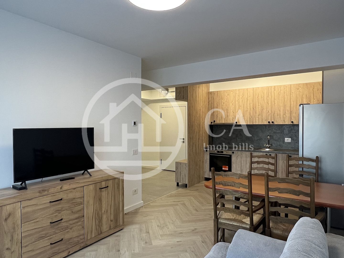 Apartament cu 3 camere de inchiriat in Prima Arena Oradea - Poză 2