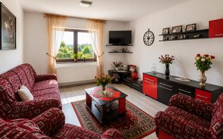 Casă individuală | 160 mp utili | 560 mp teren | Vizavi de intrarea în - Poză 7