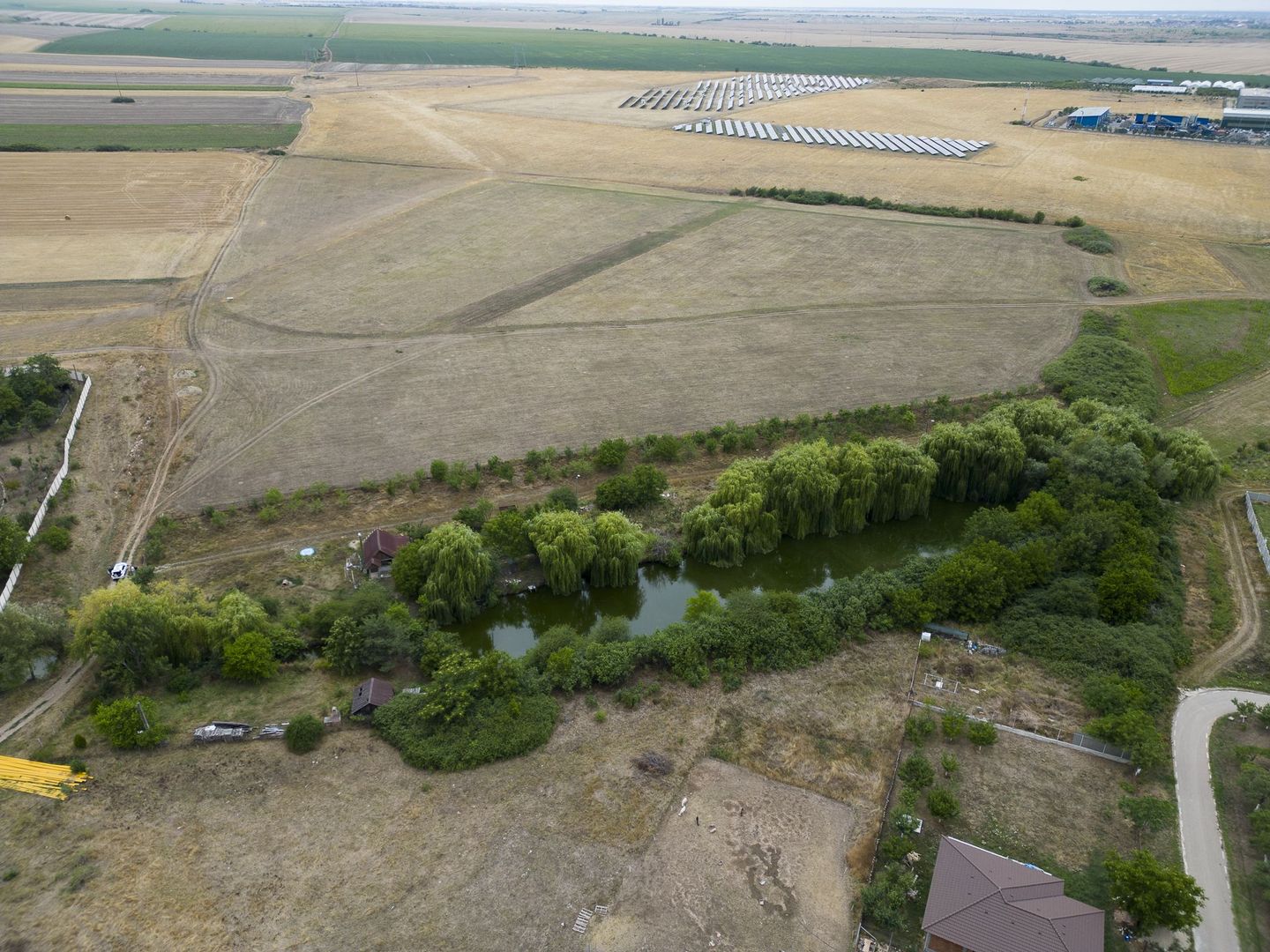 Teren de 7900 mp cu baltă de pescuit în Frumușeni - Poză 8