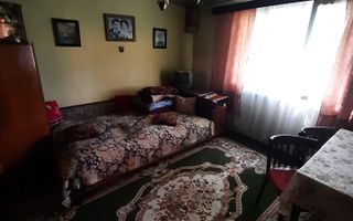 Casa 3 camere + dependinte (bucatarie de vara/magazie) + teren 1400 mp, Str.Zimbrului - Poză 6
