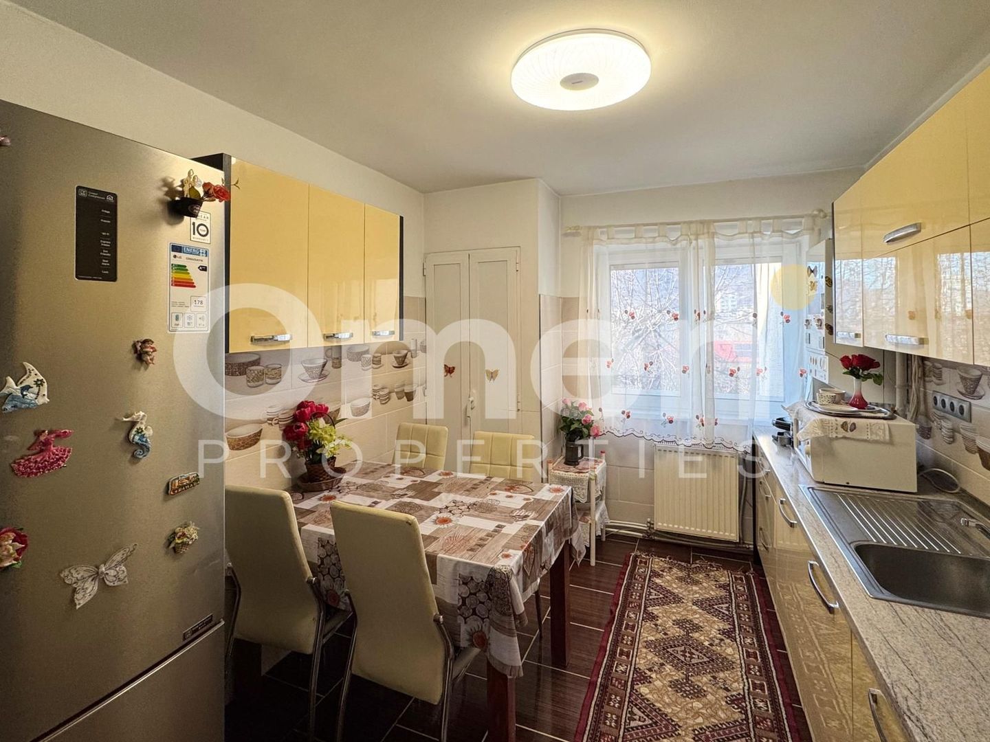 Apartament 3 camere | zona Gării | etaj 4 | garaj inclus | - Poză 1