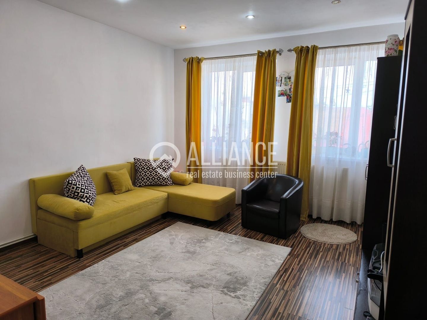 Apartament 3 Camere zona linistita ( Palas )( cod 12 ) - Poză 2