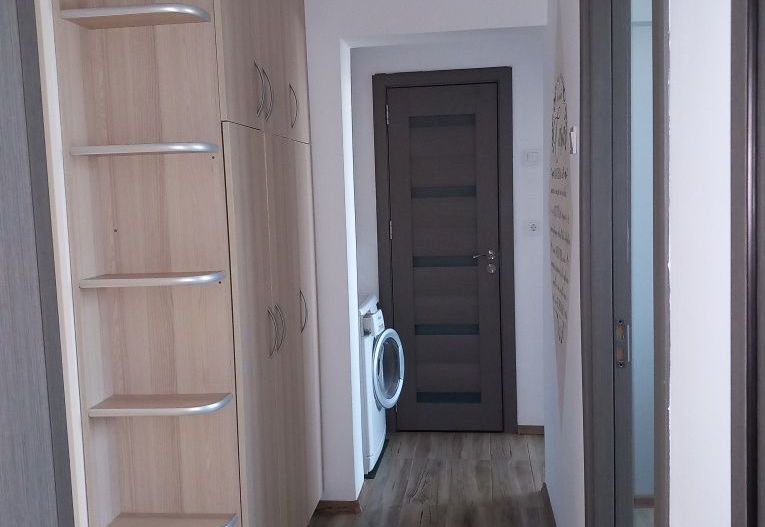 Apartament 3 camere de inchiriat, bloc reabilitat, Valea Ialomitei - Poză 6
