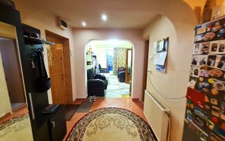 Apartament 3 Camere, 75 mp, Decomandat, Zona Cetate - Poză 3