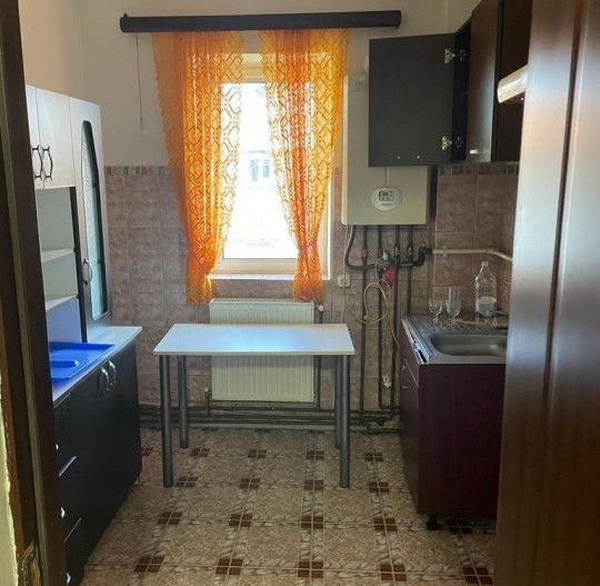 Apartament 2 camere, semidecomandat, central, CT, 51,32 mp, Campina - Poză 1