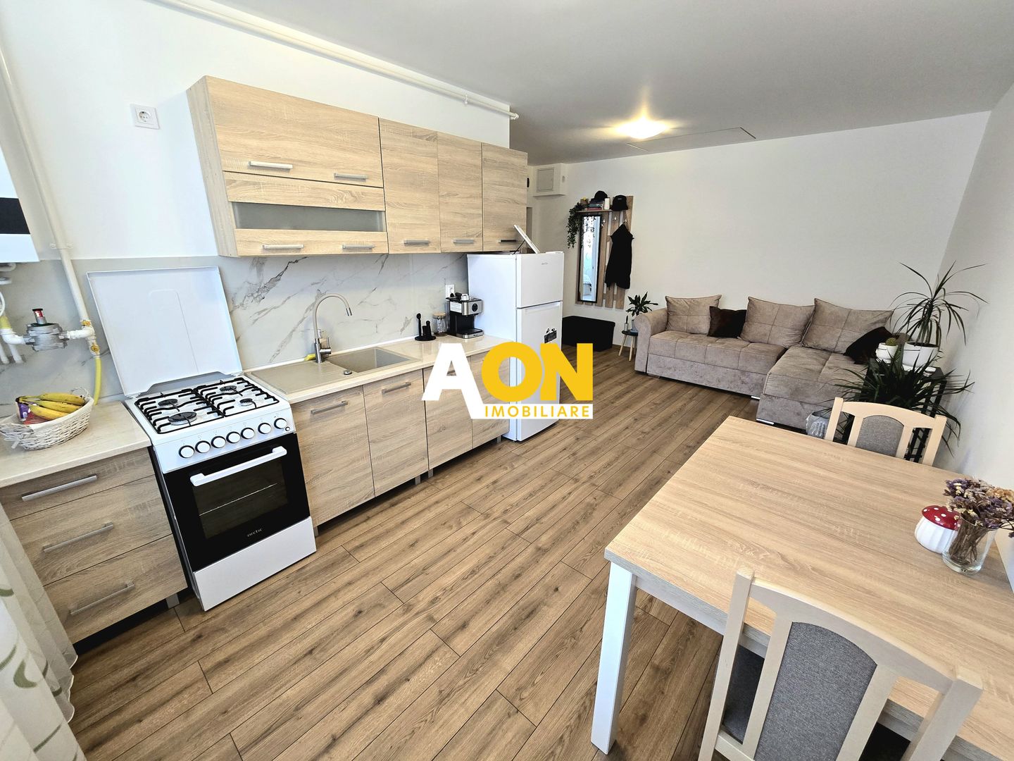 Apartament cu 2 Camere, Bloc Nou, Zona Alba Mall - Poză 2