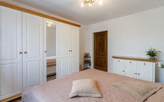 Vilă individuală cu 5 camere, piscină și curte generoasă | Mogoșoaia - Poză 7