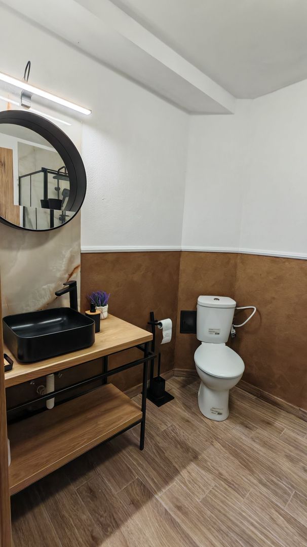 COMISION 0. Corp de casa,Carpatilor intrare in Racadau,P+E,4 camere. - Poză 17