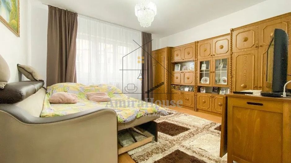 Apartament 2 camere decomandat zona strazii Bucegi - Poză 1