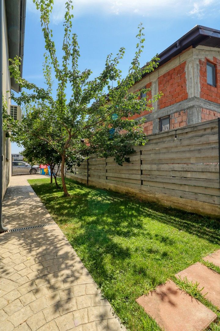 Tunari- Vilă individuală -4 camere si gradina- - Poză 9