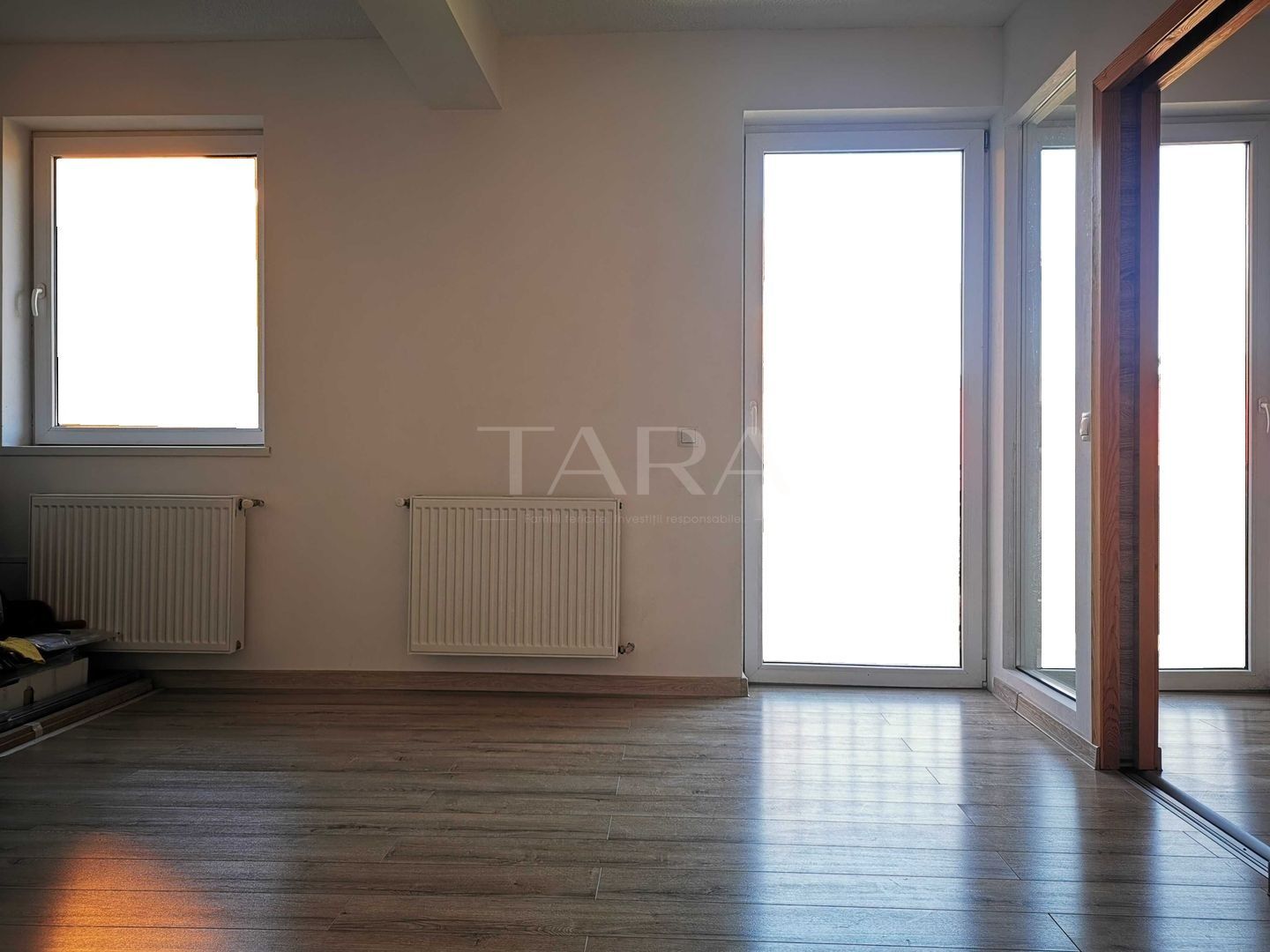 Apartament cu 2 camere în Florești . - Poză 4