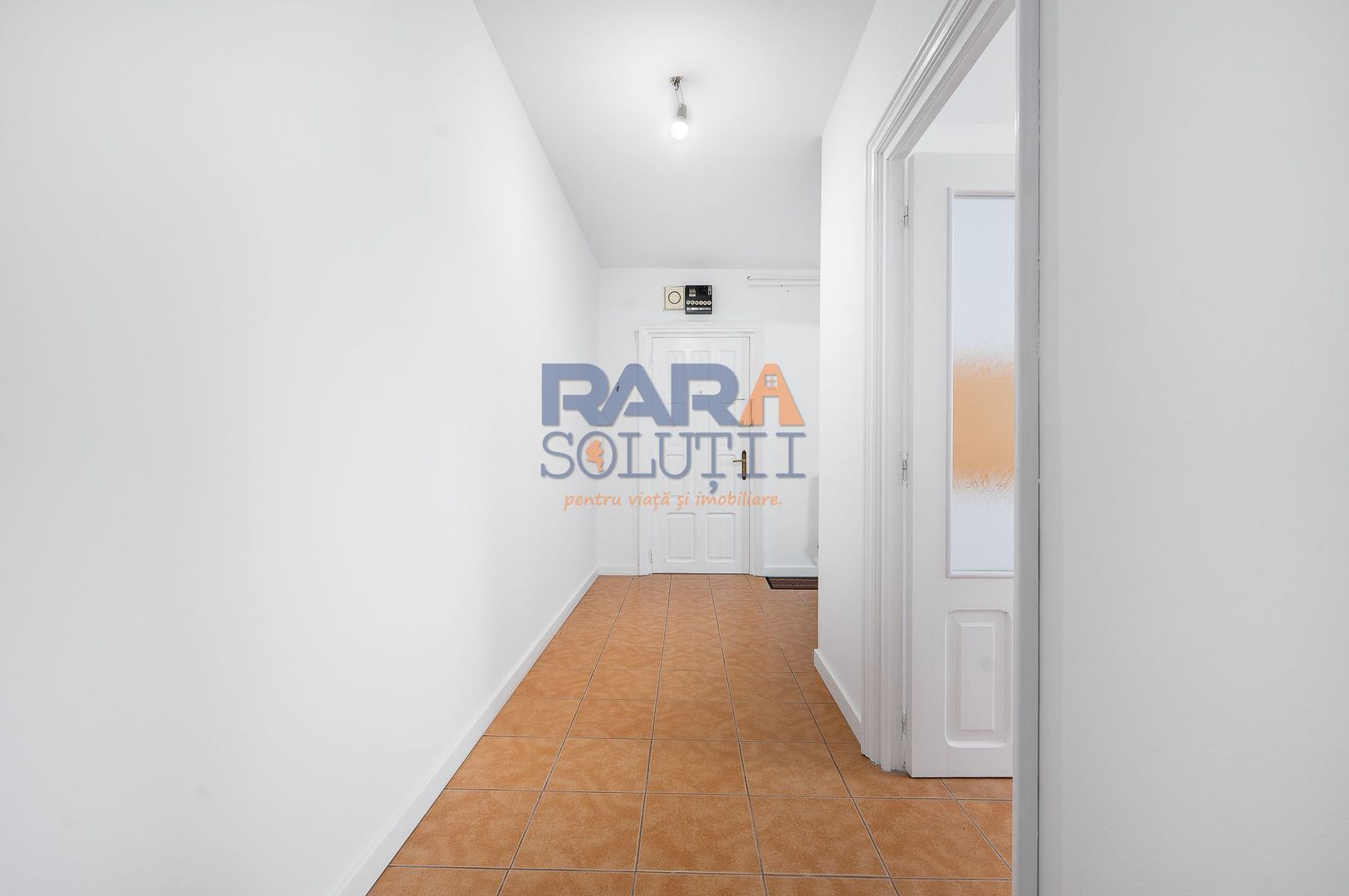 Spațiu pentru birou / salon / cabinet (38 mp) - Poză 7