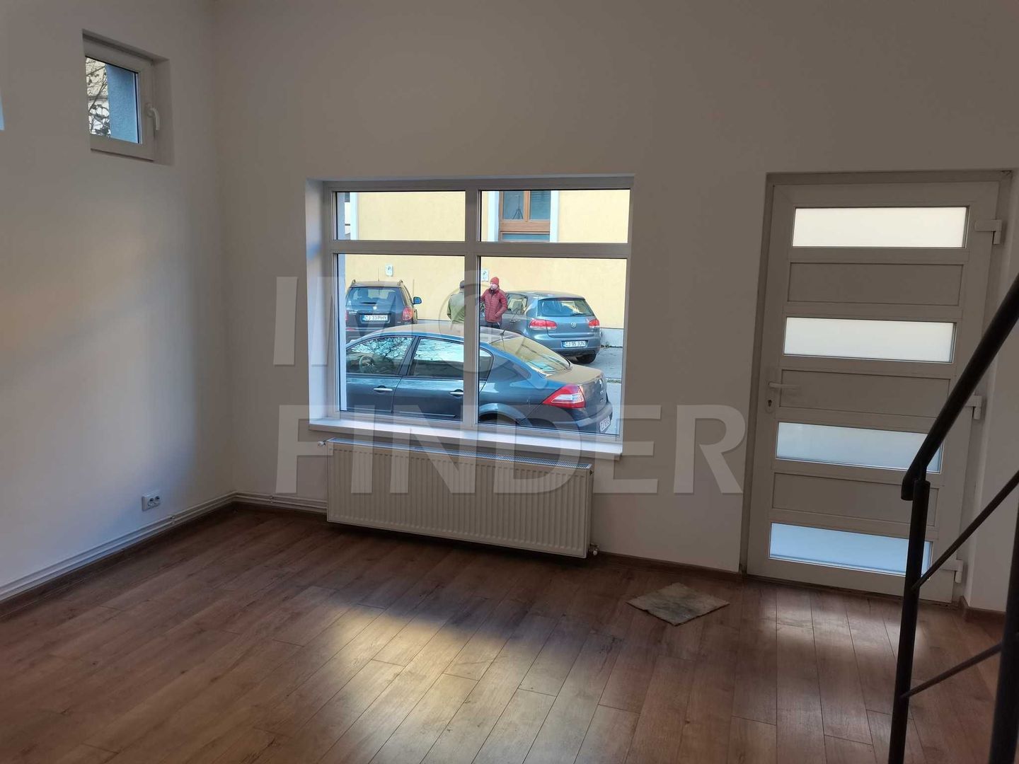 Inchiriere spatiu birou Centru zona Pietei Cipariu, acces stradal - Poză 1