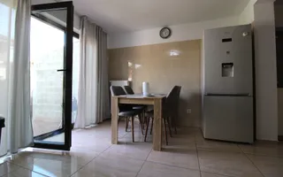 Casă renovată, prima închiriere | Dumbrăvița - aproape de pădure - Poză 11