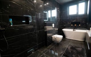 Agigea - Casa  deosebita cu piscina, mobilata si utilata complet. - Poză 24