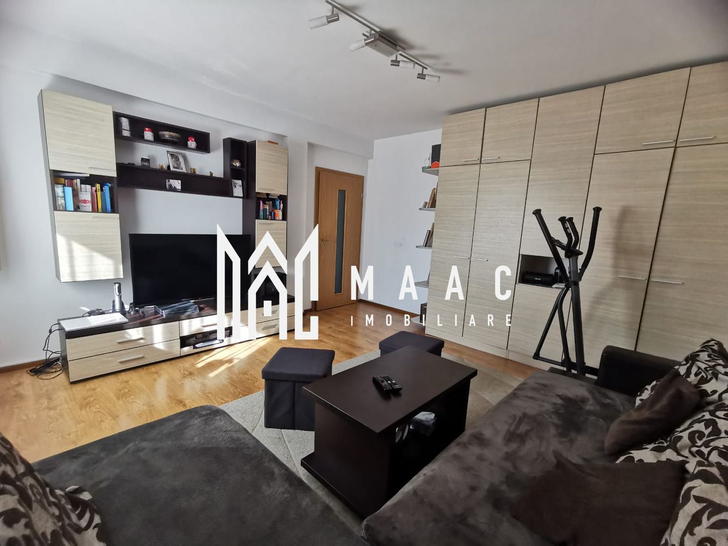 Apartament 3 Camere | Etaj 1| Decomandat | Turnisor | 73 MPU - Poză 14