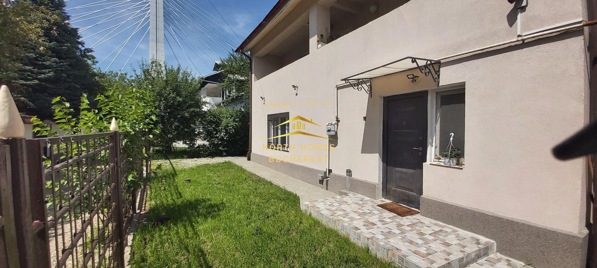 Casă spațioasă 5 camere + curte 340 mp în Băneasa | - Poză 2