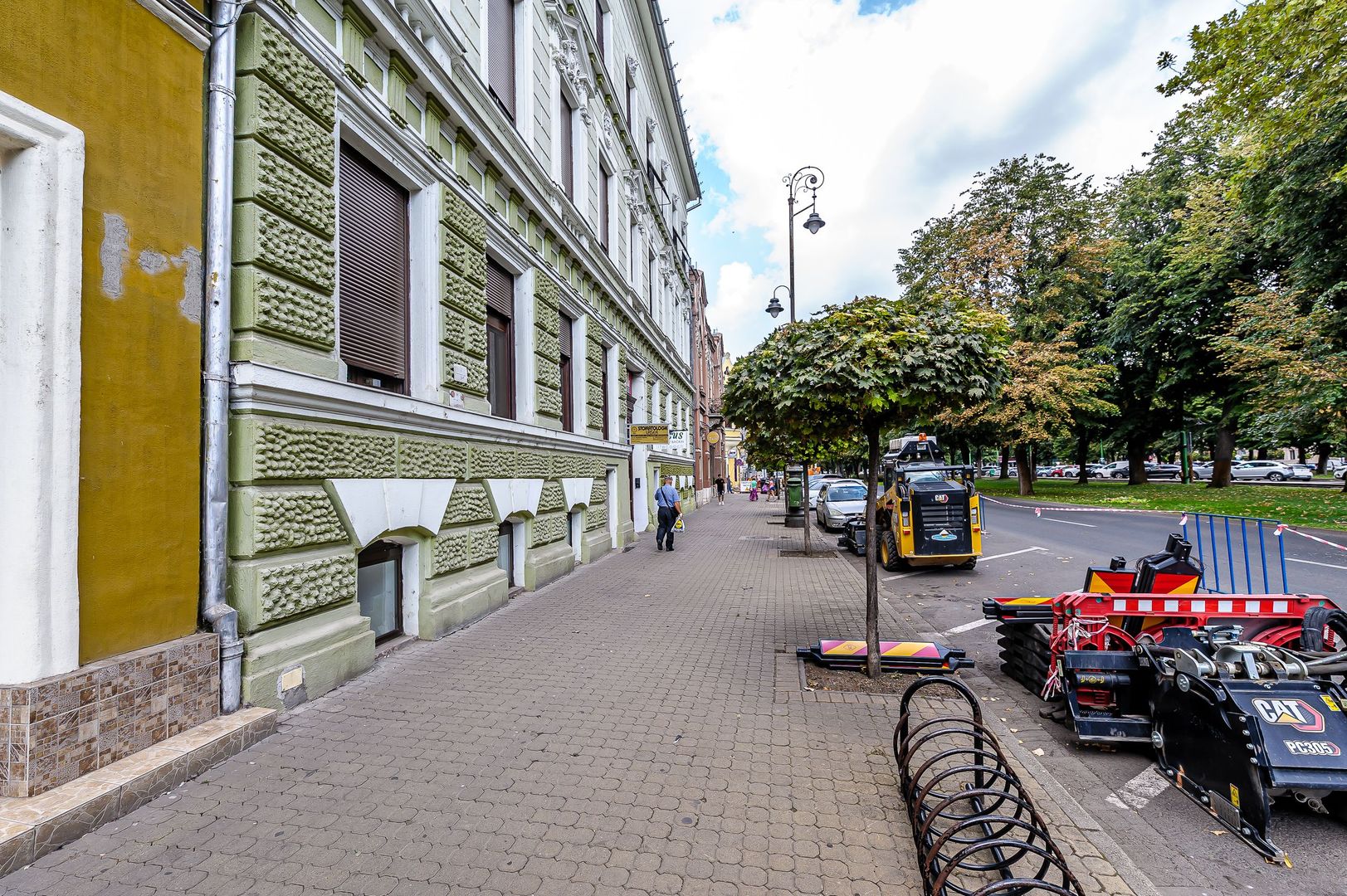 Spațiu comercial ultracentral, renovat, pe b-ul Revoluției, Arad. - Poză 11