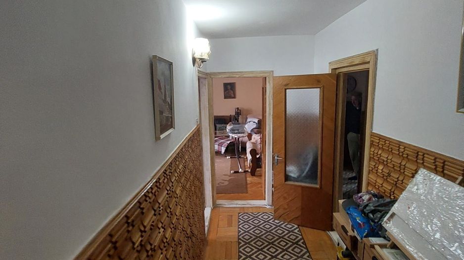 Apartament 4 camere/100 mp / et 2/ Longinescu/Focsani - Poză 4