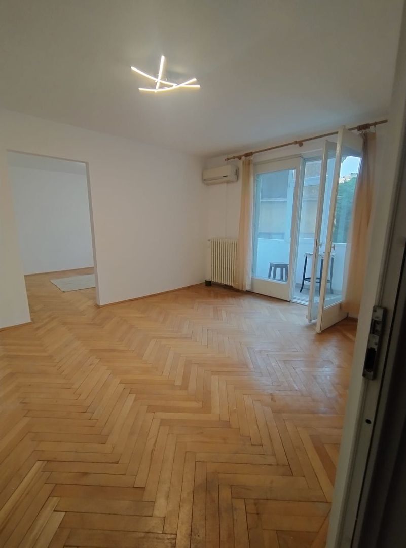 Apartament 2 camere nemobilat, zona Mihail Kogalniceanu-IZVOR - Poză 1