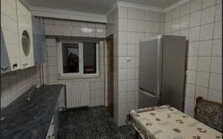 Inchiriez apartament 3 camere zona stadion - Poză 8