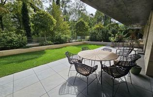 Rahmaninov Residence luxury 3 rooms apartment with garden