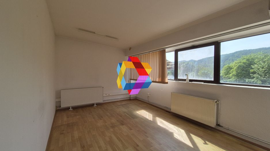 Hala de inchiriat Brașov - 912 mp #plus-imo.ro - Poză 6