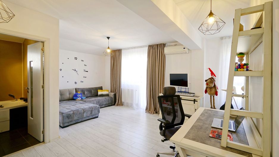 Brancoveanu  P+2, 8 cam, 6 dormitoare, 6 bai, 3 garaje teren 650 mp - Poză 21