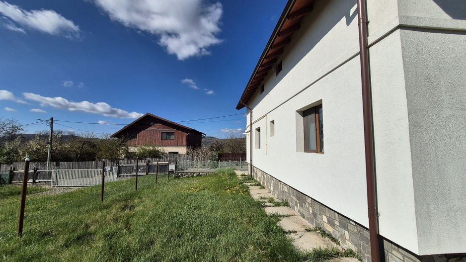 Vila Cornu-Prahova complet mobilata/utilata '' 350 mp + teren 500 mp'' - Poză 32