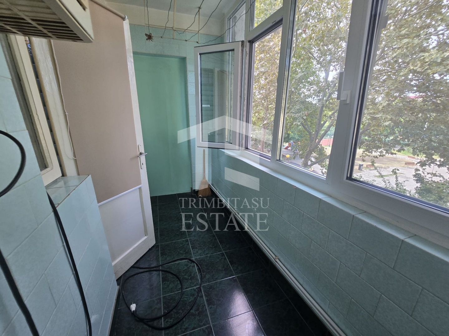 FALEZA NORD- Apartament 3 camere de vanzare. - Poză 17