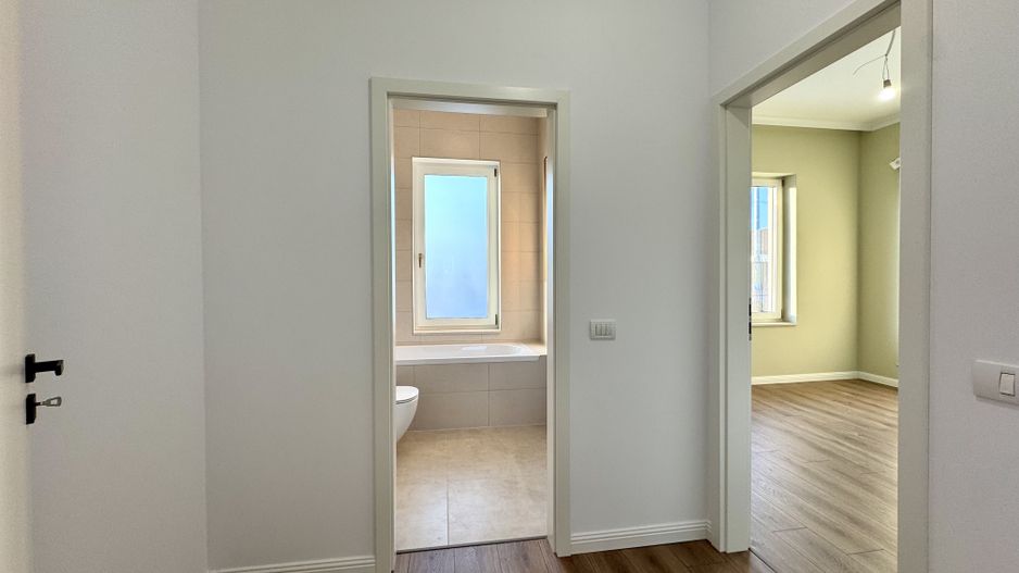 Duplex modern cu grădină, la intrare în Moșnița Nouă - Poză 23