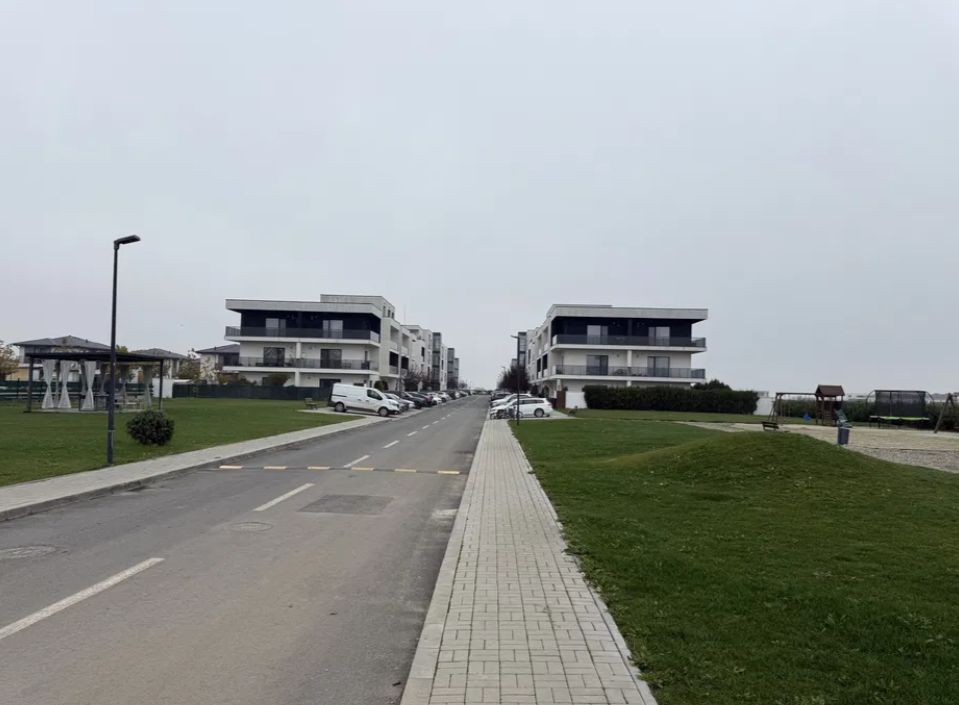 Apartament doua camere Tunari+ loc parcare - Poză 4