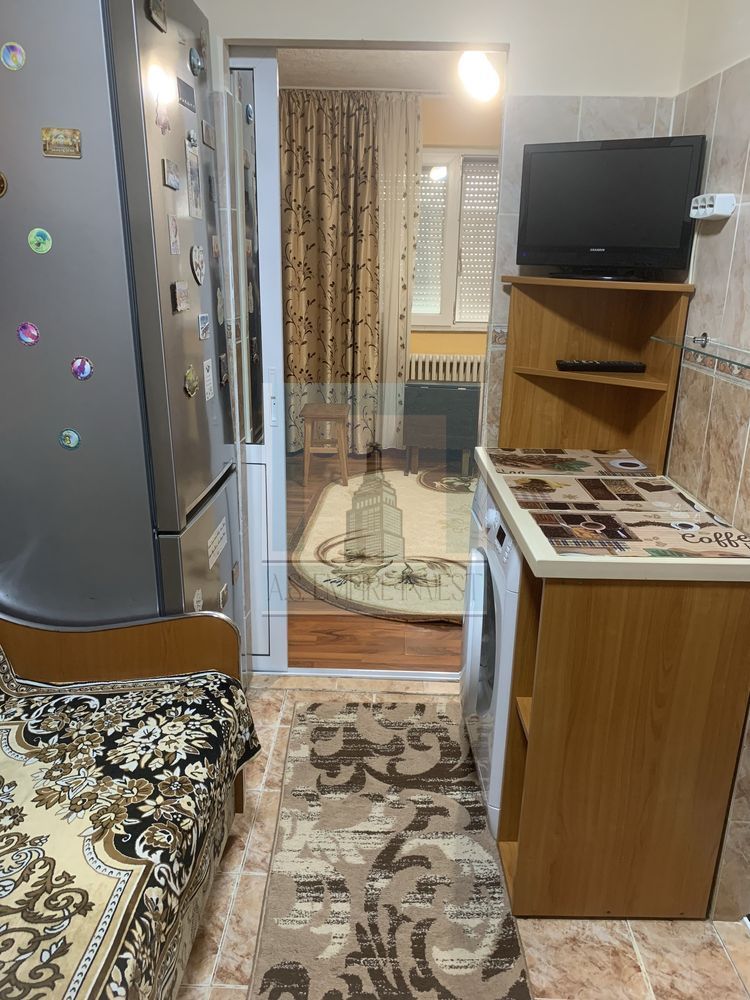 Garsonieră Uzina 2, Brașov - Poză 1