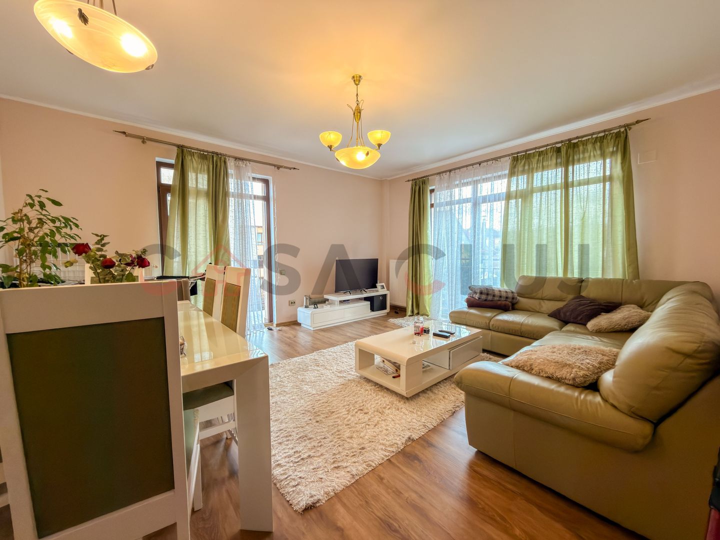 3 camere, 2 bai, spațios, garaj, Bibescu, Zorilor ! - Poză 1