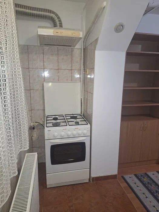 Garsoniera renovata 25 mp Gara 330 euro - Poză 4