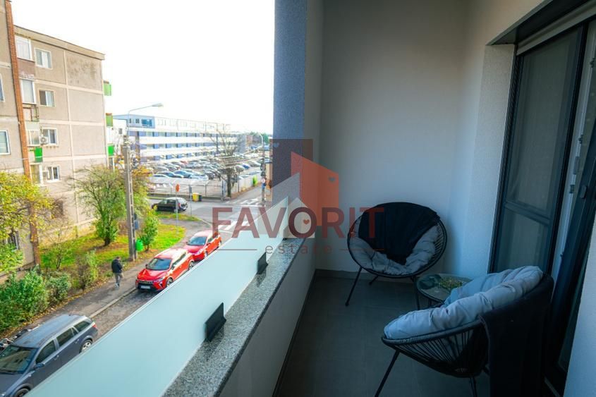 VAND 1/2 CLADIRE CU 6 APARTAMENTE - Poză 12