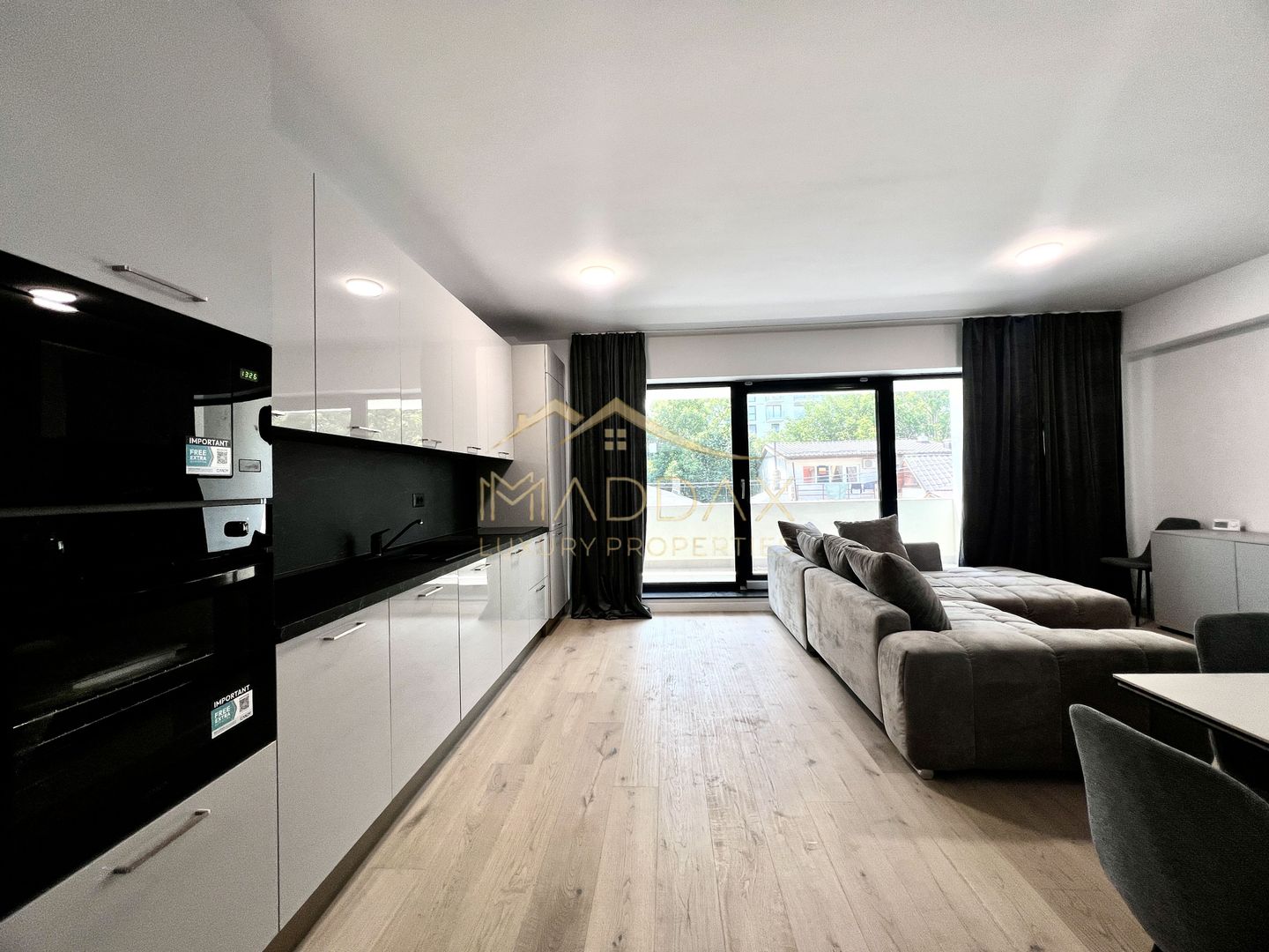 Apartament LUX**4 Camere**Parcare inclusa//Metrou Aviatorilor-Herastrau - Poză 1