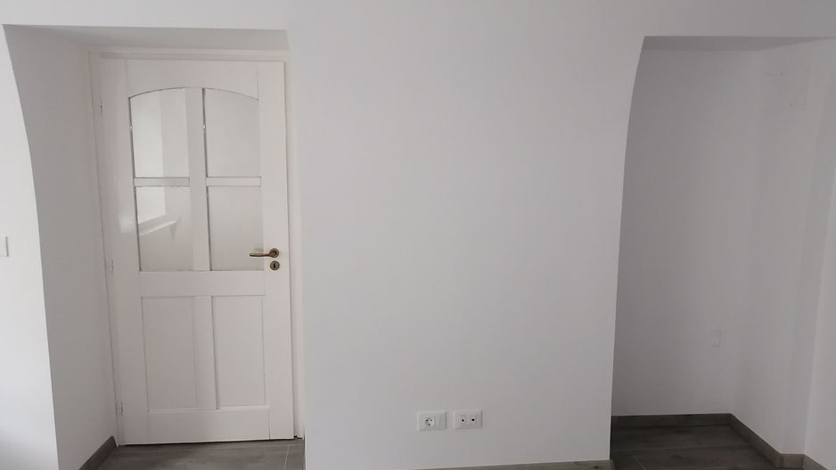 Vânzare apartament spatios,  in zonă ultracentrală - Poză 5