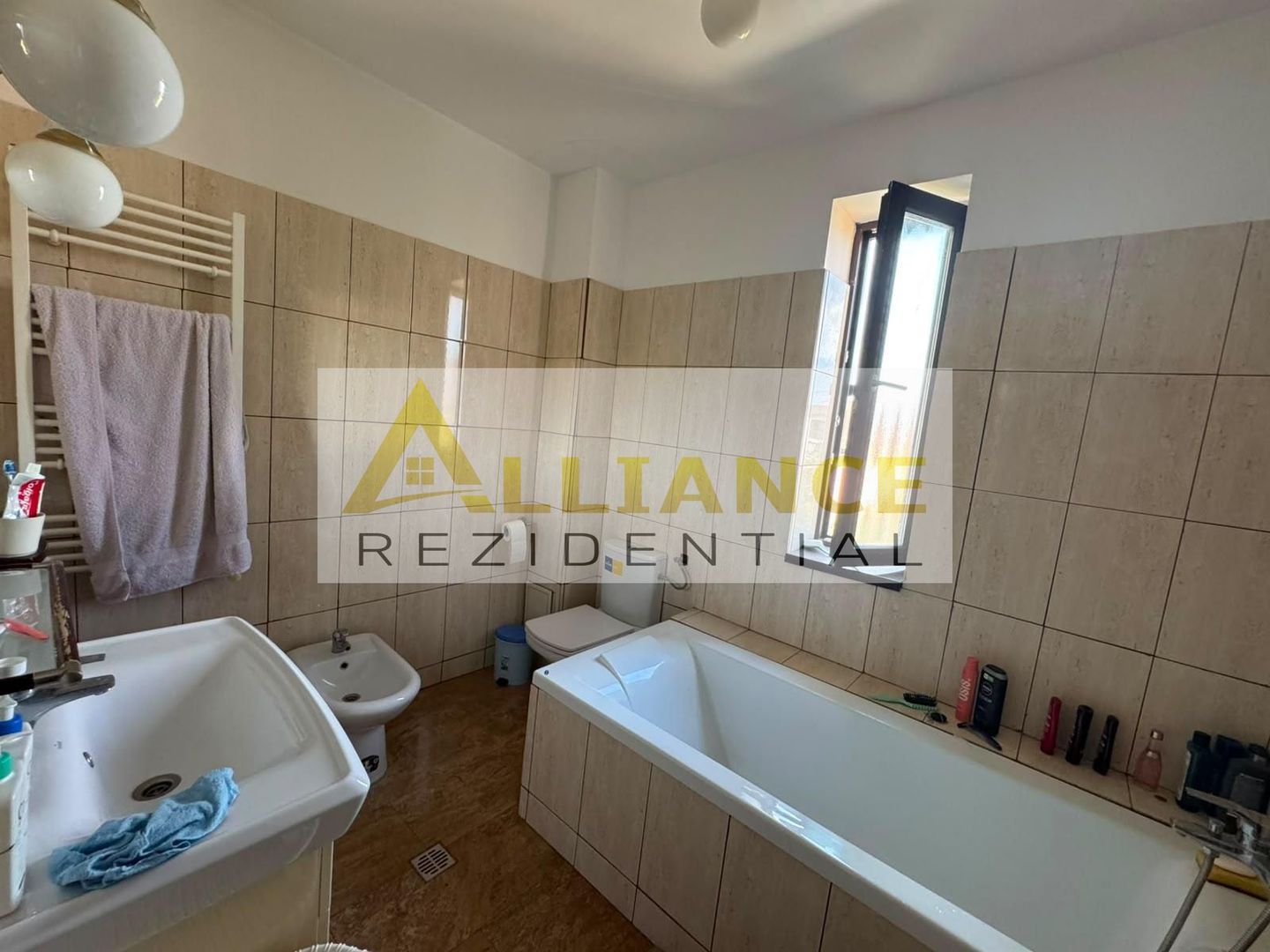 EXCLUSIVITATE - VILA INDIVIDUALĂ P+1+M+pod - Poză 21