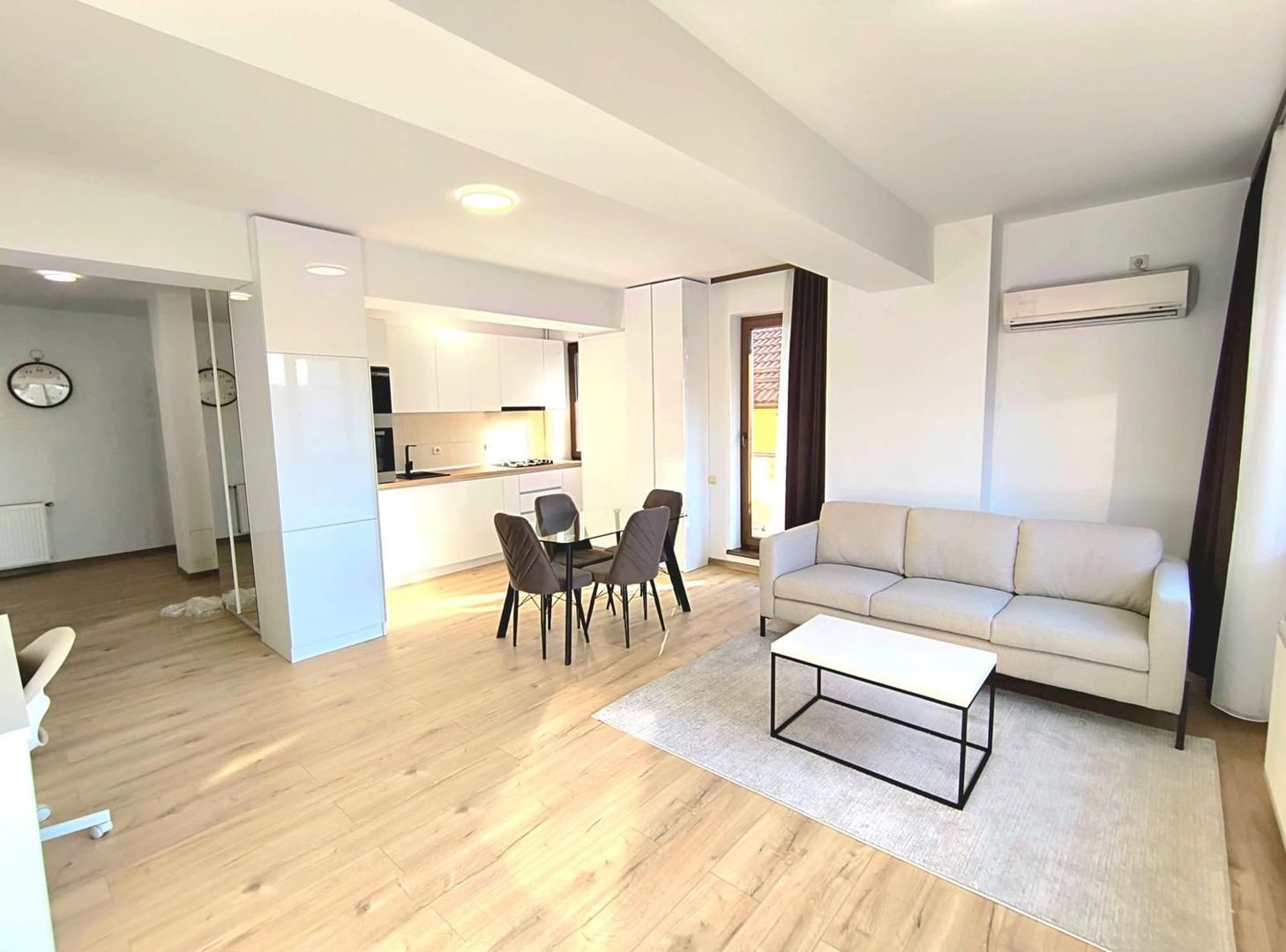 REA1026305 Apartament 2 camere cu loc de parcare si boxa incluse I Zona Baneasa - Poză 1