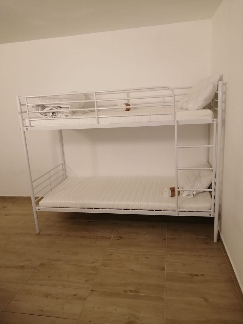 Etaj de inchiriat/ camere+ bai/bucatarie/spalatorie - Poză 5