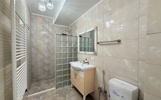 Vila 5 camere Volunatari| Mobilata, piscina exterioara - Poză 15