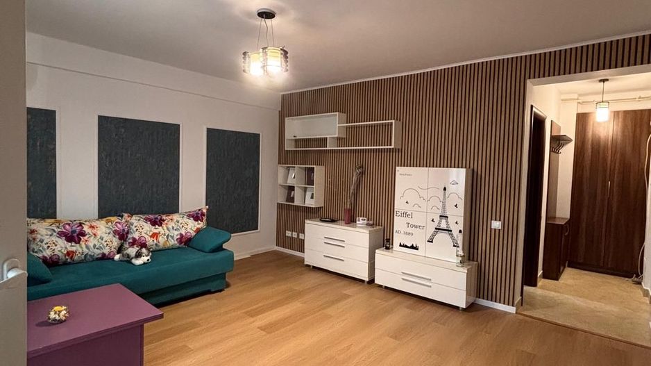 Apartament 2cam, decomandat, centrala proprie, parcare privata, metrou - Poză 2