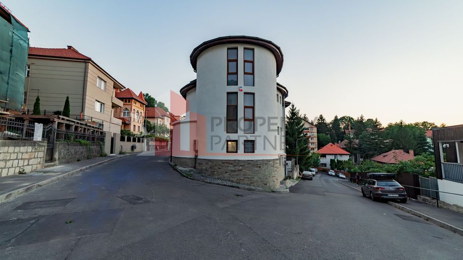 Vilă cu vedere panoramică – Central Brașov - Poză 22