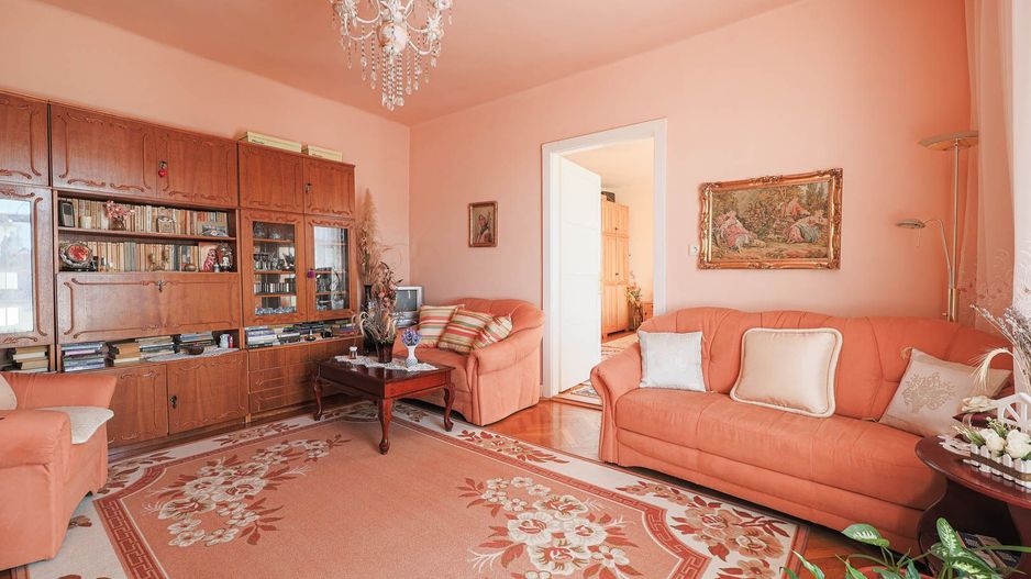 Apartament 2 camere pe Bulevardul Revolutiei - Poză 1