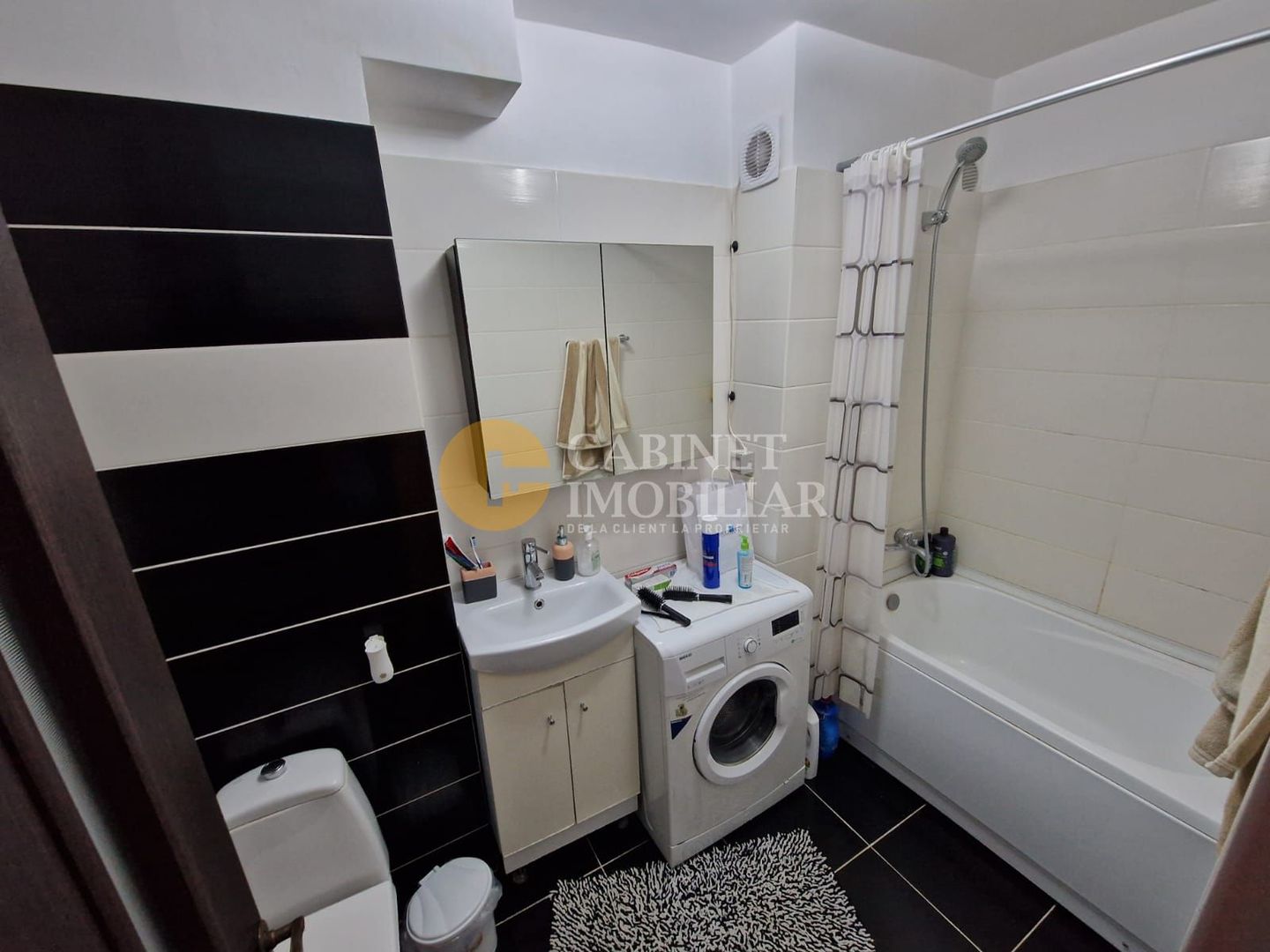 2 Camere Decomandat, etaj intermediar, mobilat/utilat-Zona Alexandru cel Bun - Poză 5