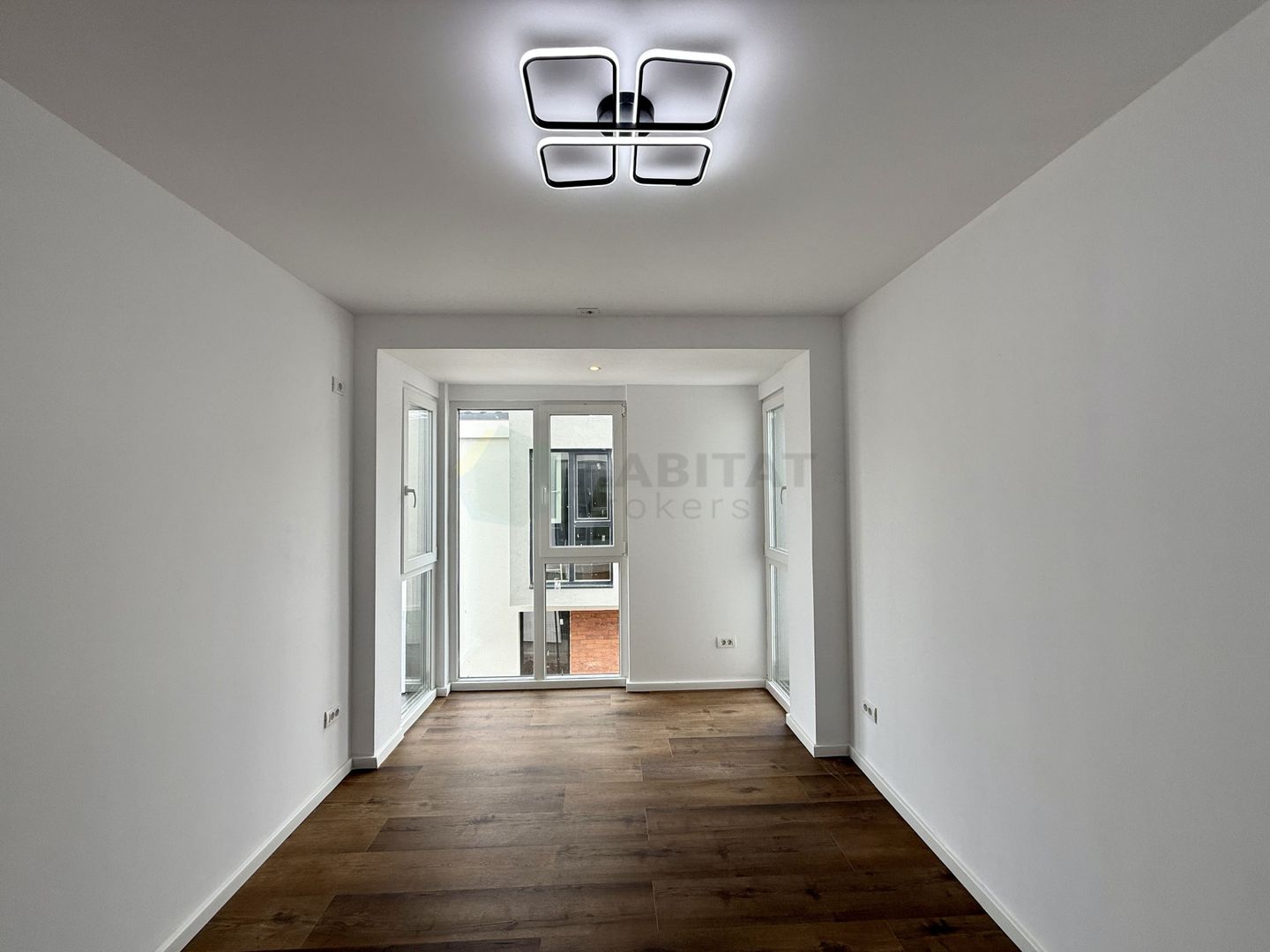 Vilă de închiriat în Tunari – 4 camere | curte proprie | disponibilă imediat - Poză 9