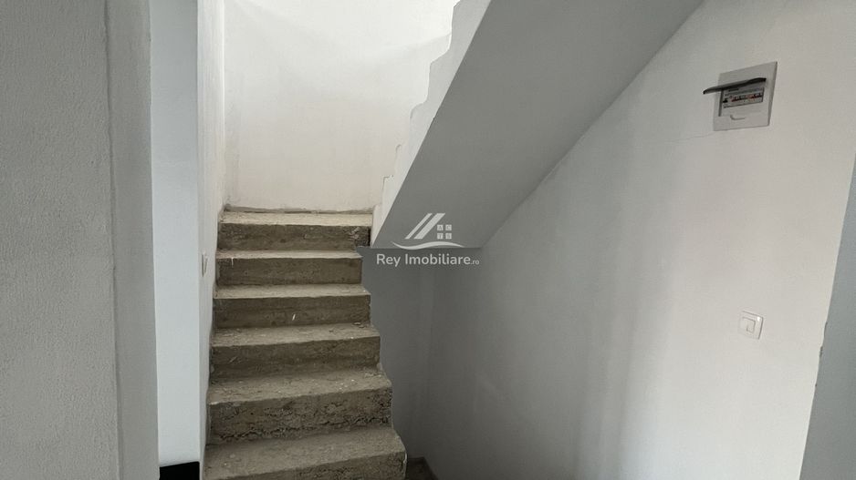Duplex Modern și luminos 6 cam. la vânzare în Șelimbăr zona Trifoiului - Poză 18