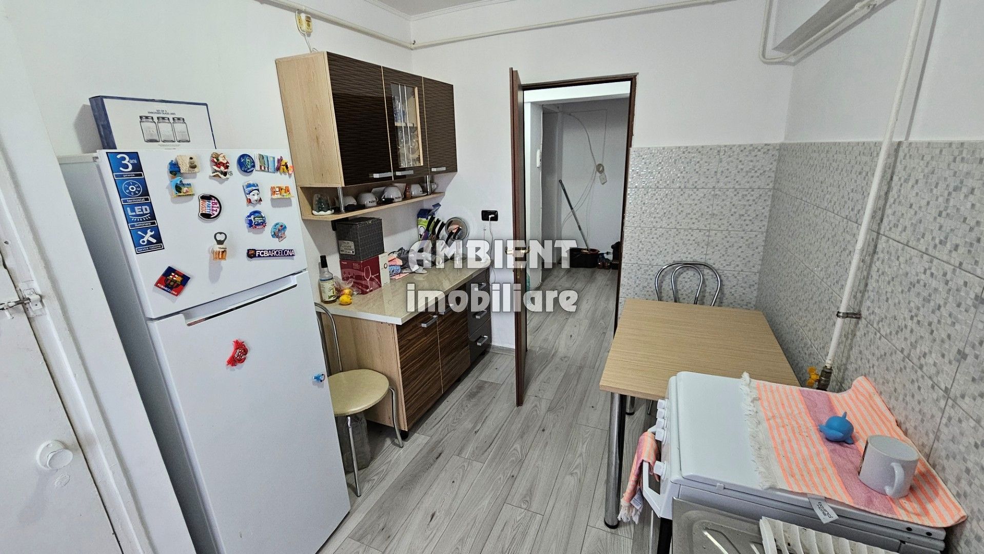 Apartament 2 camere, mobilat și utilat, zona CARTIER; - Poză 3